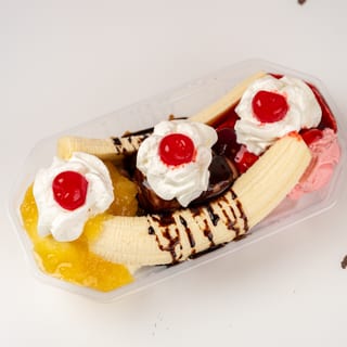Traditional Banana Split